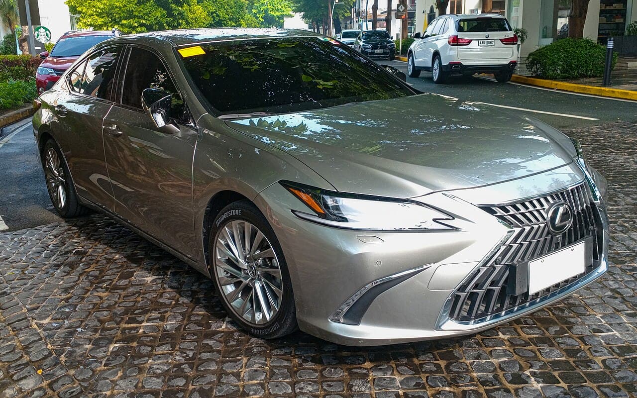 لكزس ES 350
